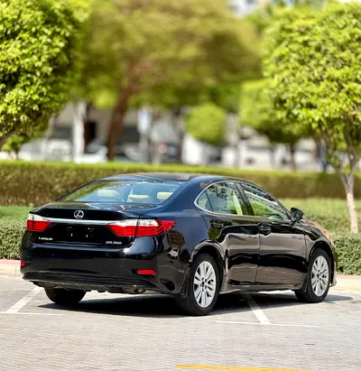 صورة 6 لـ 2013 Lexus ES-SERIES