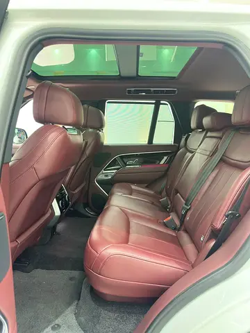 2023 LAND Rover RANGE ROVER — миниатюра 8