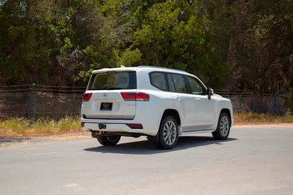 Toyota Land Cruiser GXR, миниатюра 3