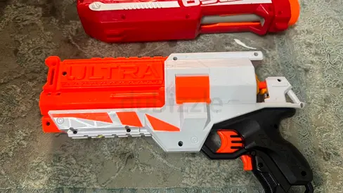 Nerf Ultra Two Motorized Blaster - Fast-Back Reloading