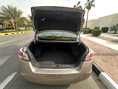 2015 Nissan ALTIMA 照片 9