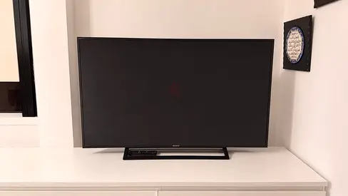 Sony TV 48"