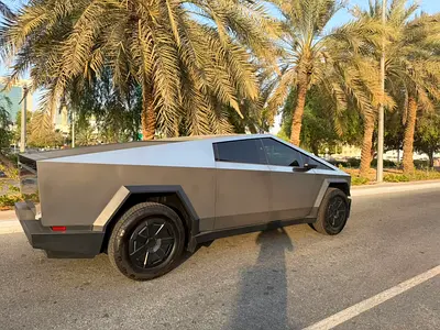2026 Tesla CYBERTRUCK photo 4