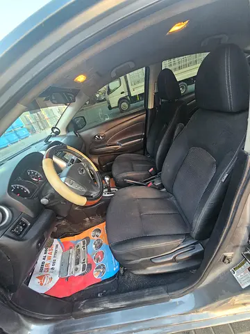 2019 Nissan VERSA 照片 9