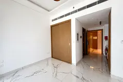 Smart Home Studio | Vacant | Well Maintained