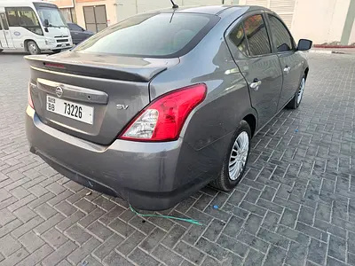 2019 Nissan VERSA 照片 4