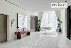 5BR Near Lagoon | Upgraded | Vacant on Transfer