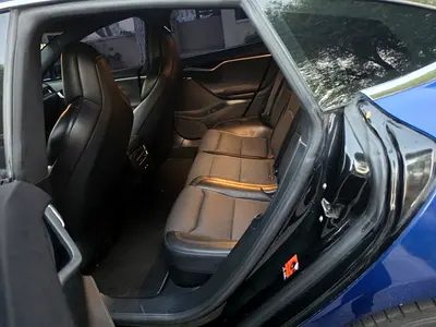 صورة 5 لـ 2018 Tesla MODEL S