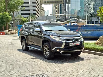 AED 843/month | 2017 Mitsubishi Montero  | GCC Specs | Ref#511026
