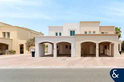 Large Plot | Great Layout | Must See