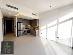 Brand new Building | Fully fitted kitchen | Ready to Move