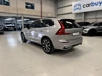 صورة 6 لـ 2023 Volvo XC60