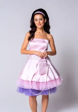 (MOVING OUT SALE, HALF PRICE FOR AED 899 ONLY) BRAND NEW Cloud Castle's Lily Luxury Fashion Set