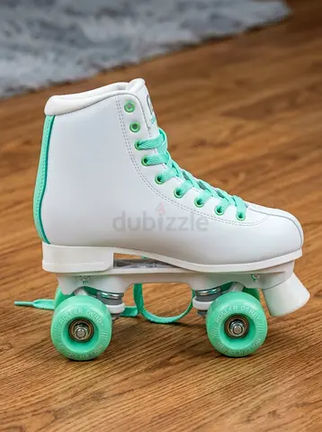 ROLLER DERBY White and Mint Roller Skates - ROLLERSTAR 600