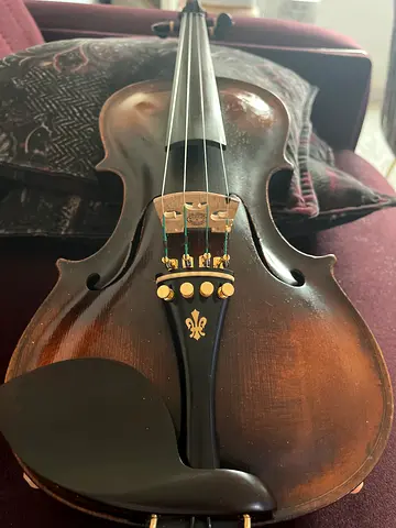 Used full-size Amati violin — 1820