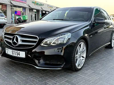Mercedes-Benz E-Class E 300 2016 | GCC Specs | Pristine Condition.ONE IN A MIILLION, JUST LIKE NEW