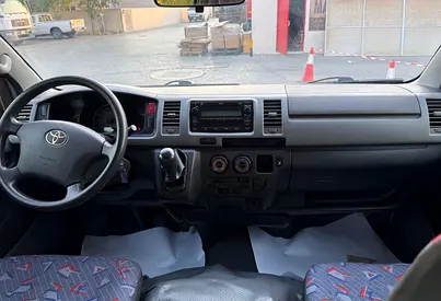 صورة 11 لـ 2013 Toyota HIACE