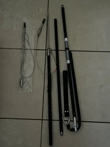 Spearfishing Roller Pole-Spear with an extra stainless steel tip. 2M