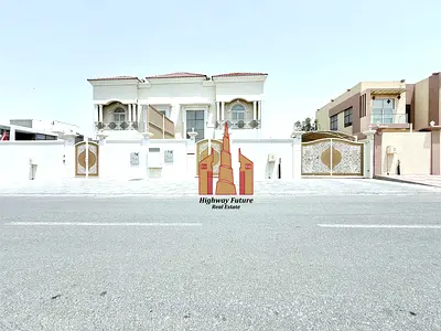 Spacious 5Bhk mukhiq Villa With double Kitchen hall Majlis Balcony Pantry Maids room Store Laundry