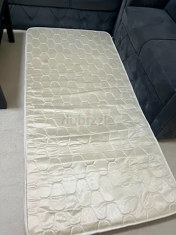 Single mattress