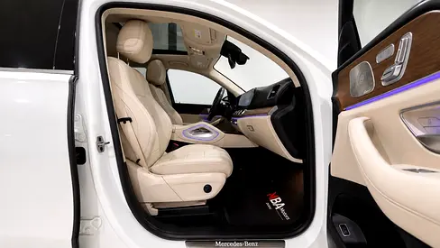 صورة 2 لـ 2021 Mercedes-BENZ GLE