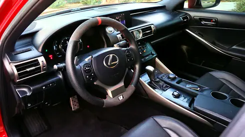 صورة 2 لـ 2014 Lexus IS-SERIES