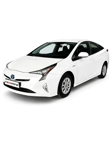 TOYOTA PRIUS 2017 195600 KMS GCC SPECS ( PERSONAL DRIVEN WELL MAINTAINED)