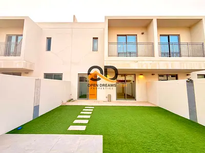 hot offer 3BHK Townhouse Available Al Zahia Lilac