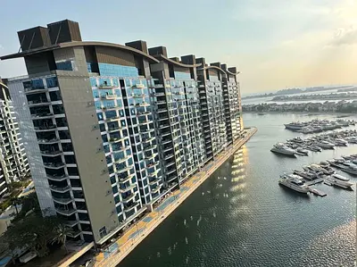 Spacious Two‑Bedroom | Maid’s with Marina Views