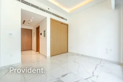 Unfurnished | Ready to Move | Mid Floor