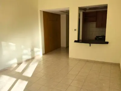 Hot Deal | Multiple Options Studio | Near to Metro |