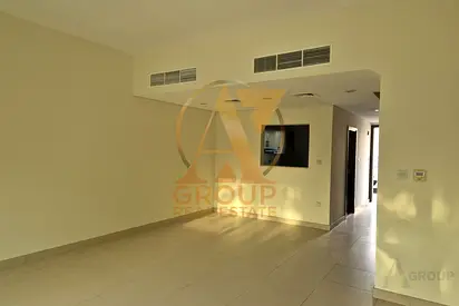 single row | Spacious 3-BHK with Maid’s Room