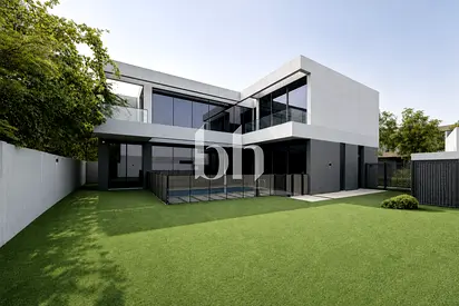 Spacious | Ready to Move In | With Private Pool
