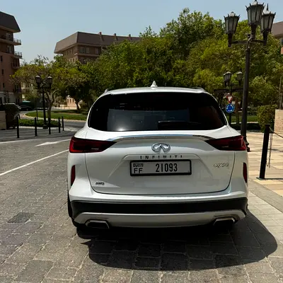 2023 Infiniti QX50 — миниатюра 4