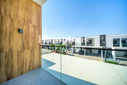 Single Row | Near to Pool Gym | Vacant