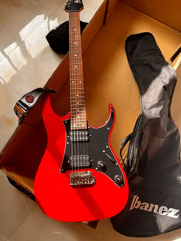 Electric guitar