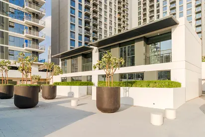 3BR Villa + Maids | Private Parking | Central Park