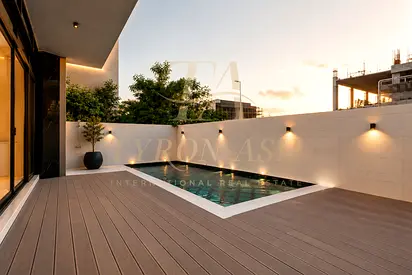 LUXURY 5-BEDROOM VILLA | READY TO MOVE IN | NAD AL SHEBA GARDENS