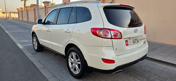 2011 Hyundai SANTA FE — миниатюра 4