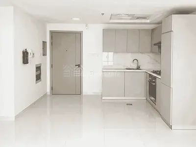 Prime Location | Vacant | High Floor | Pool View