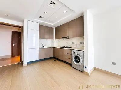 Spacious Layout | Vacant | Chiller Free