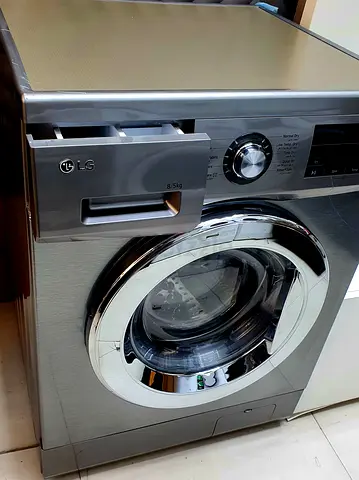 Lg washing machine 8/5 kg
