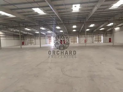Ready to Move /prime location/ Storage only / Easy Loading and Unloading/Heighted Roof