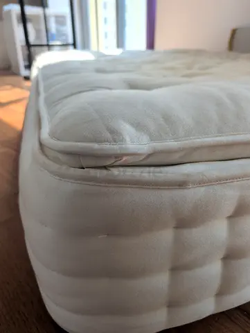 Sleepmaster UK King-size Mattress with topper