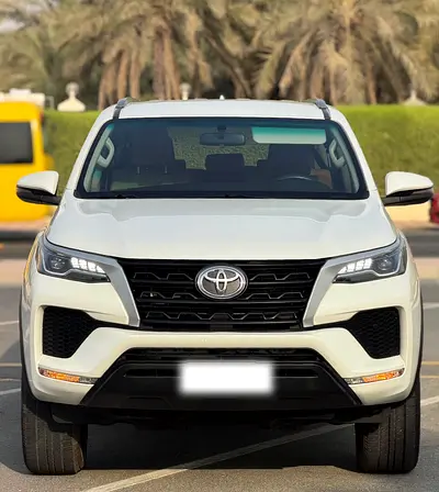 2023 Toyota FORTUNER 照片 7