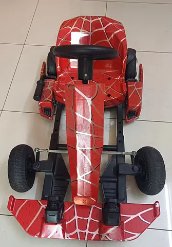 Red Spiderweb Push/Go Kart for Kids - Solid Condition