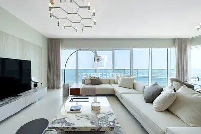 Elegant 4BR|Furnished| High Floor|Sea and Ain View