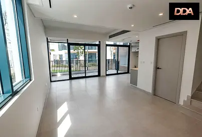 MODERN DESIGN | FAMILY VILLA | OPEN FOR VIEWING