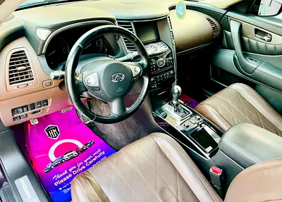 صورة 8 لـ 2016 Infiniti QX70