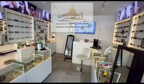 Prime Location Commercial Shop for Rent – Two FloorsLocation Commercial Shop for Rent – Two Floors